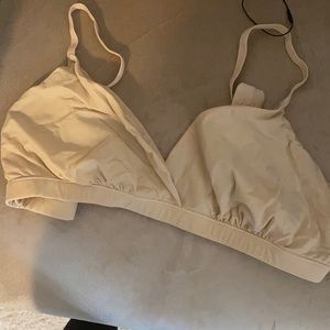 FITS EVERYBODY CROSSOVER BRALETTE